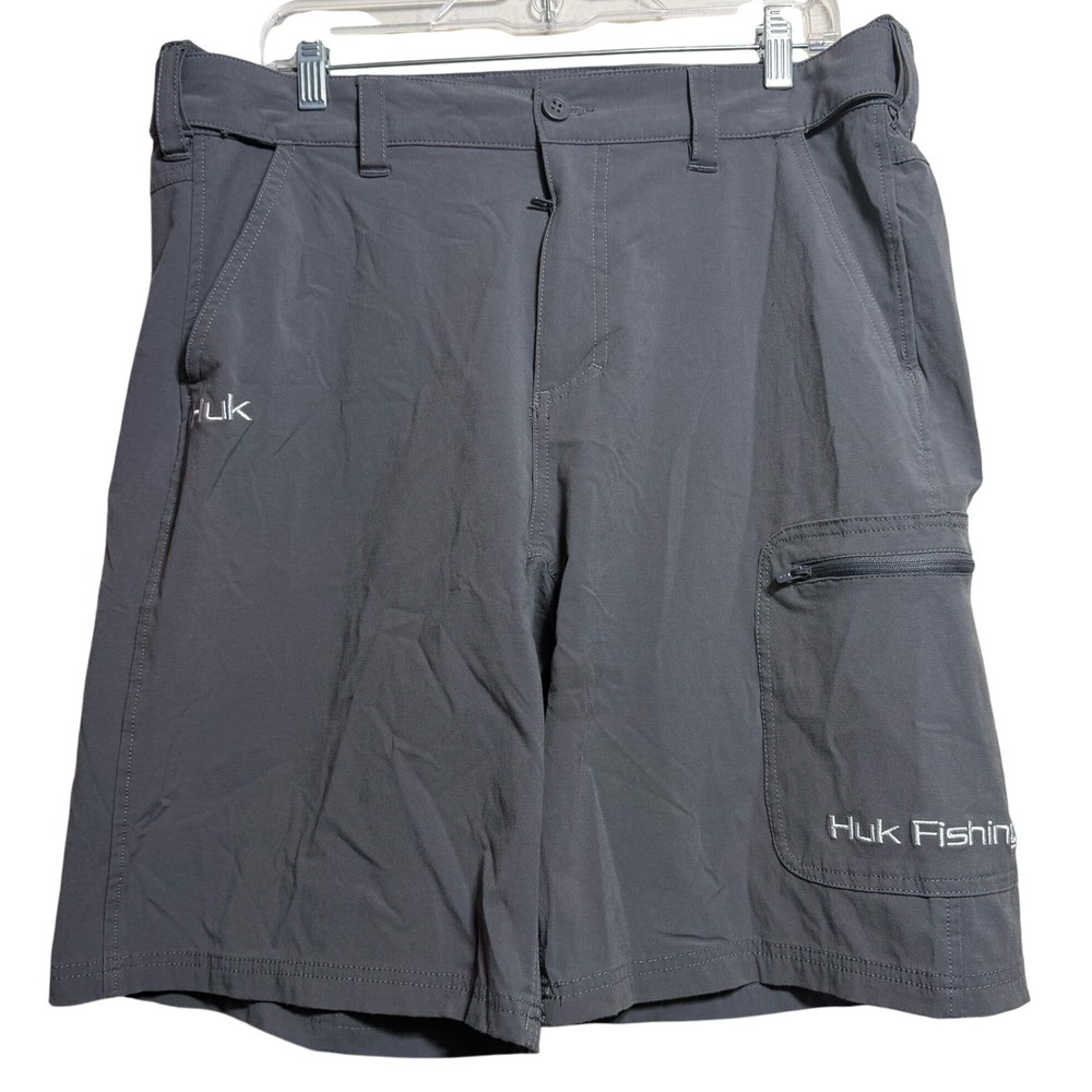Huk Performance Fishing Shorts Mens XL Gray Cargo Zipper Pockets Stretch Stretch